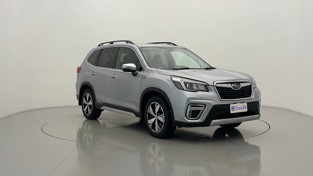 Right Front Diagonal (45- Degree) View