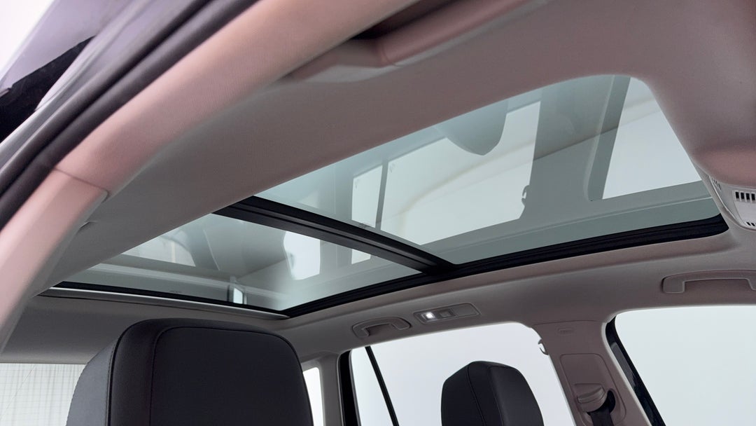 2018 Volkswagen Tiguan 132 Tsi Comfortline, Automatic, 79381 km, Interior Sunroof/Moonroof