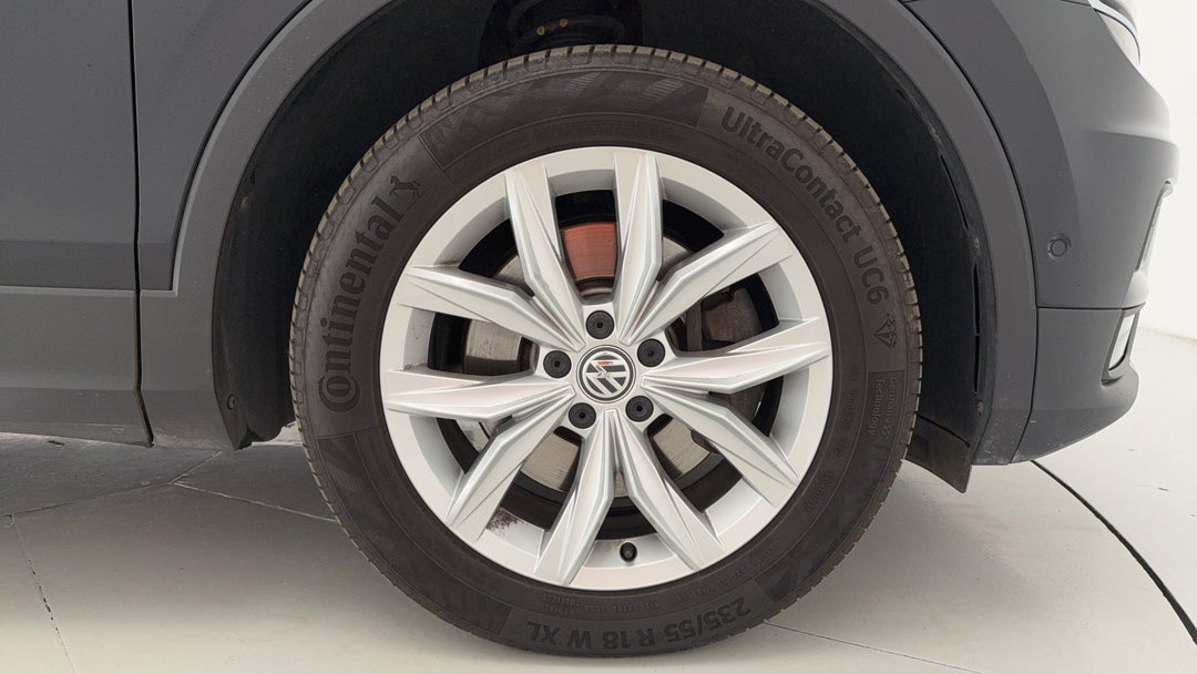 2018 Volkswagen Tiguan 132 Tsi Comfortline, Automatic, 79381 km, Right Front Wheel