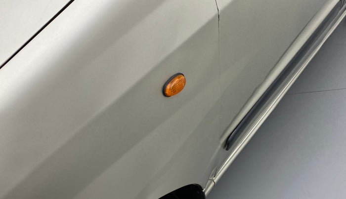 2009 Hyundai Santro Xing GLS, Petrol, Manual, 85,237 km, Left fender - Slightly dented