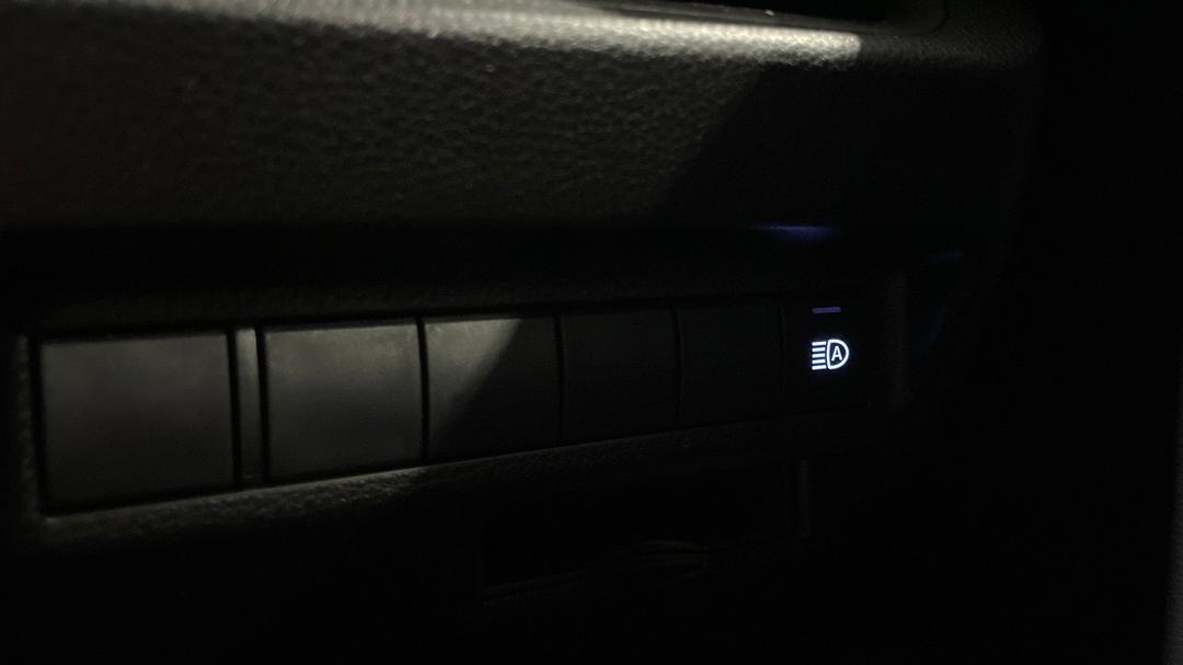 2019 Toyota RAV4 Gx (2WD) Hybrid, Automatic, 60493 km, Utility Switches/Buttons