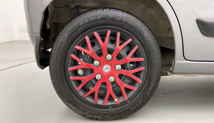 2014 Maruti Wagon R 1.0 VXI, Petrol, Manual, 45,976 km, Right Rear Wheel