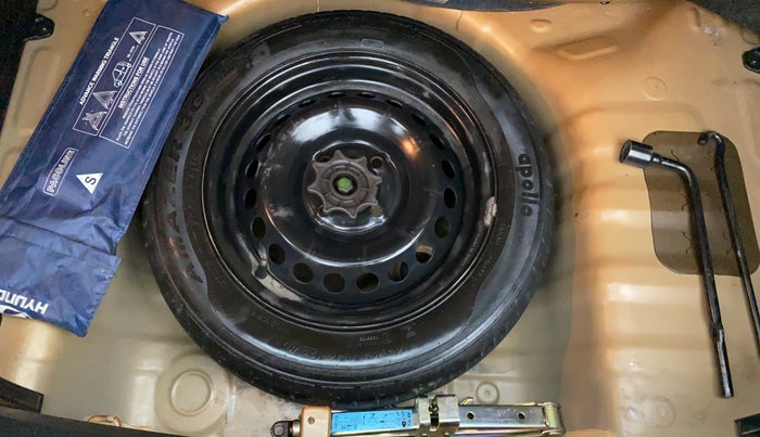 2015 Hyundai Grand i10 SPORTZ 1.2 KAPPA VTVT, Petrol, Manual, 49,376 km, Spare Tyre