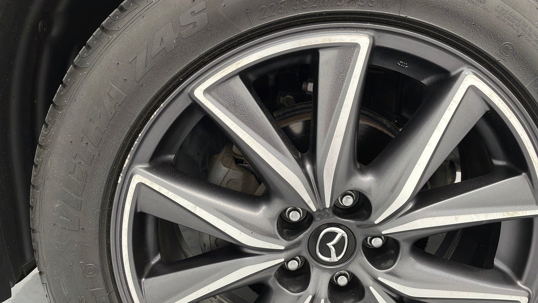 Wheels Rim Front LHS Scratch