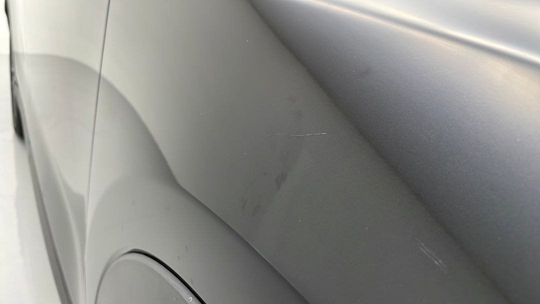 Quarter Panel Front RHS Guard Scratch