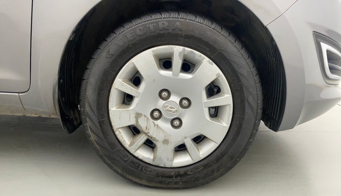 2012 Hyundai i20 MAGNA O 1.2, Petrol, Manual, 45,535 km, Right Front Wheel