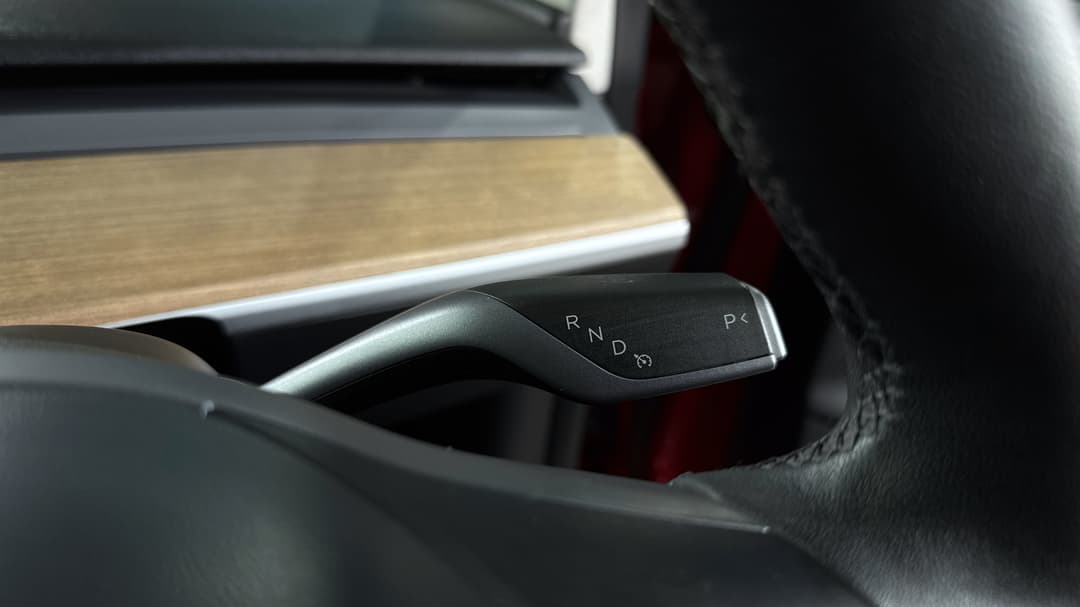 2021 Tesla Model 3 Standard Range Plus RWD, Automatic, 52458 km, Gear Lever 