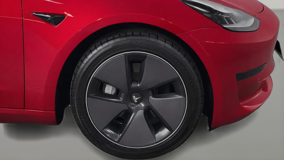 2021 Tesla Model 3 Standard Range Plus RWD, Automatic, 52458 km, Right Front Wheel