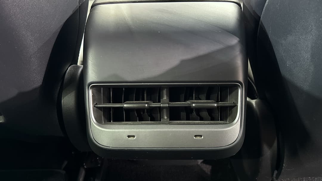 2021 Tesla Model 3 Standard Range Plus RWD, Automatic, 52458 km, Rear A/C Vent