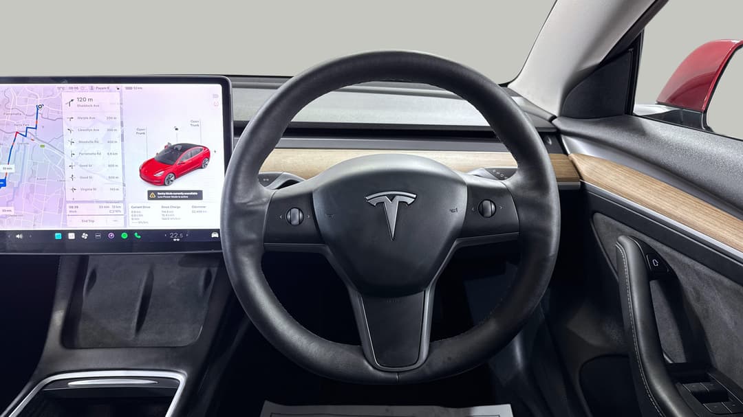 2021 Tesla Model 3 Standard Range Plus RWD, Automatic, 52458 km, Steering Wheel Close-up