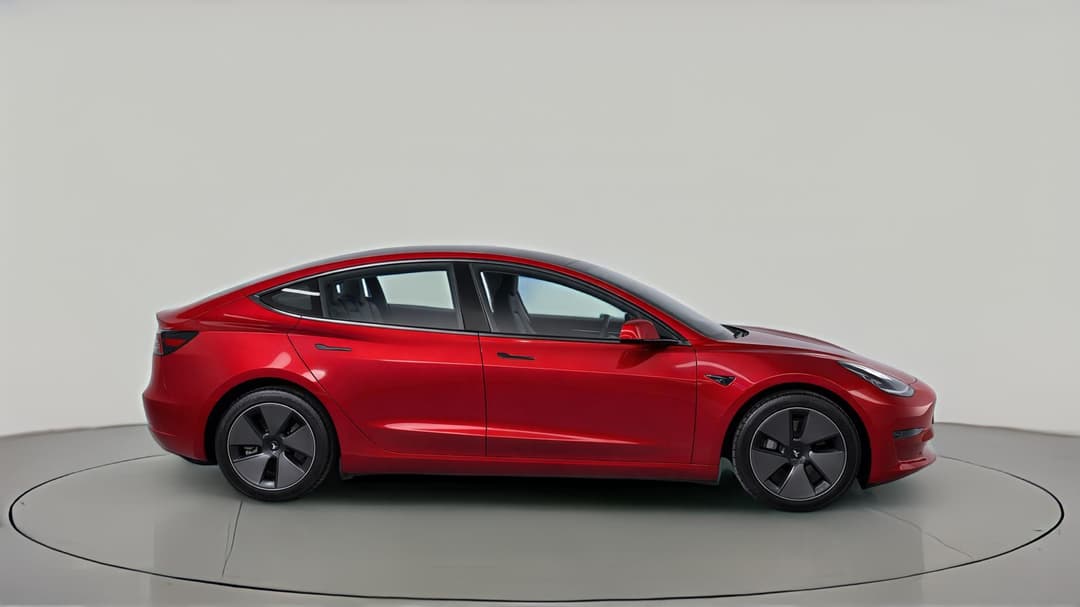 2021 Tesla Model 3 Standard Range Plus RWD, Automatic, 52458 km, Right Side View