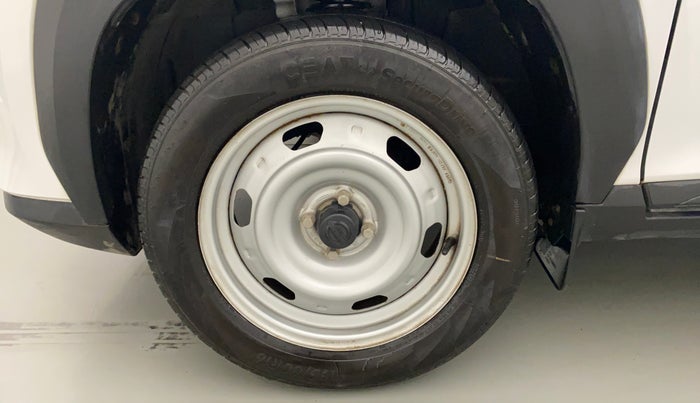 2021 Nissan MAGNITE XE, Petrol, Manual, 2,802 km, Left Front Wheel
