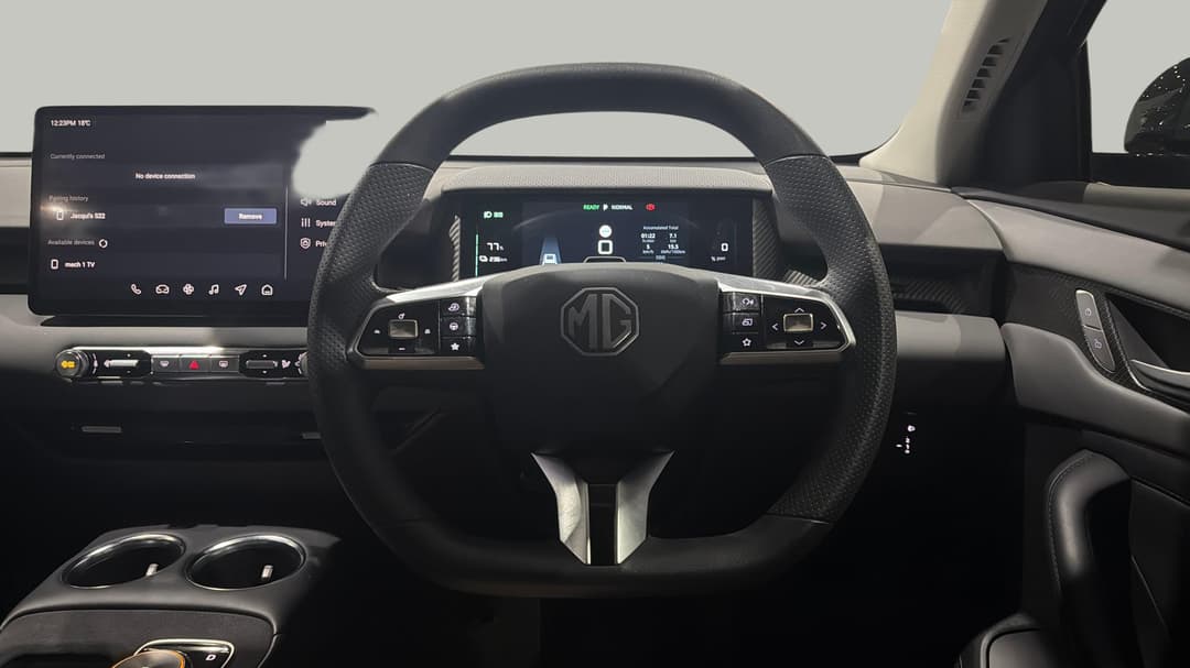 2025 MG Mgs5 Ev Excite 49, Automatic, 14395 km, Steering Wheel Close-up