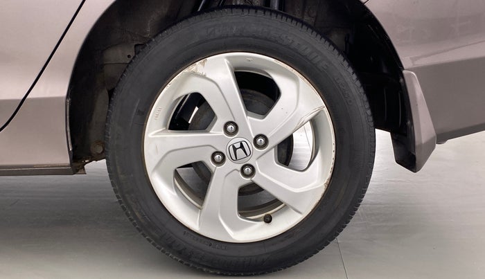 2017 Honda City V MT PETROL, Petrol, Manual, 28,385 km, Left Rear Wheel