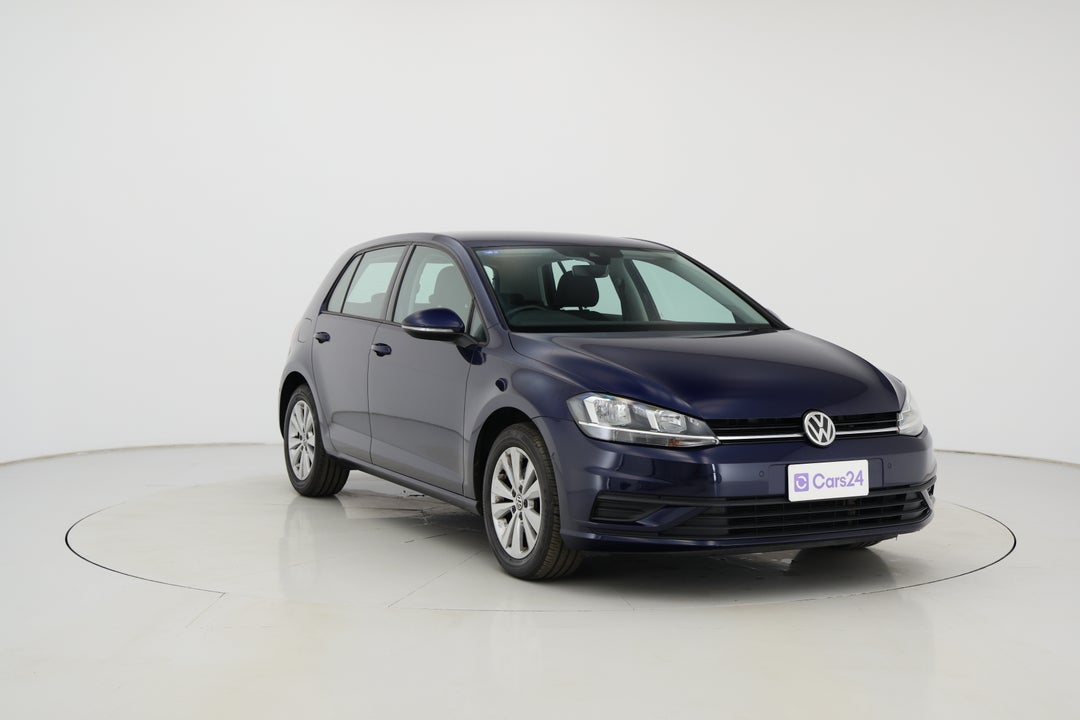2019 Volkswagen Golf 110 Tsi Trendline, Automatic, 74852 km, Right Front Diagonal (45- Degree) View