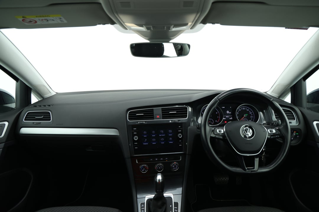 2019 Volkswagen Golf 110 Tsi Trendline, Automatic, 74852 km, Dashboard View