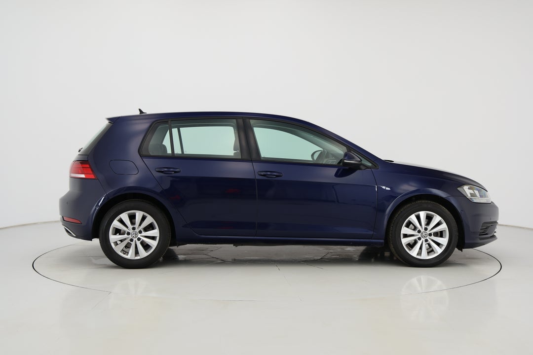 2019 Volkswagen Golf 110 Tsi Trendline, Automatic, 74852 km, Right Side View