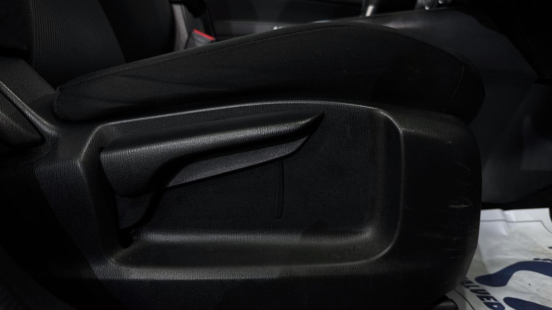 2023 Mazda CX-5 G20 Maxx (FWD), Automatic, 42293 km, Drivers Side Adjustment Panel