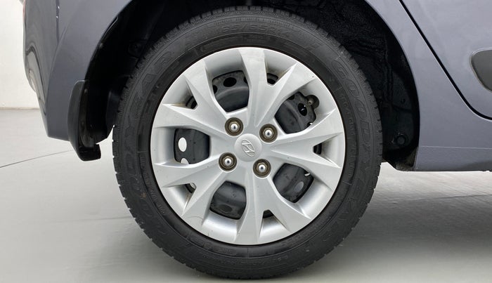 2014 Hyundai Grand i10 SPORTZ 1.2 KAPPA VTVT, Petrol, Manual, 56,412 km, Right Rear Wheel