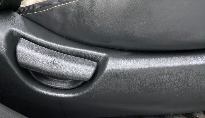 2014 Hyundai Grand i10 SPORTZ 1.2 KAPPA VTVT, Petrol, Manual, 56,412 km, Driver Side Adjustment Panel