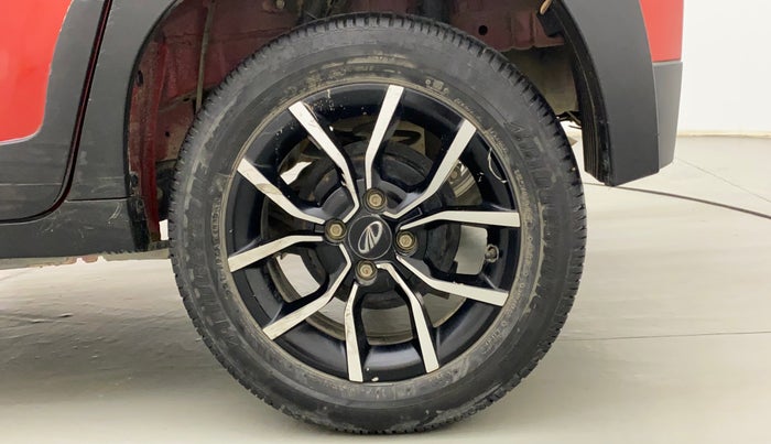 2018 Mahindra KUV 100 NXT K8 P 6 STR, Petrol, Manual, 33,091 km, Left Rear Wheel