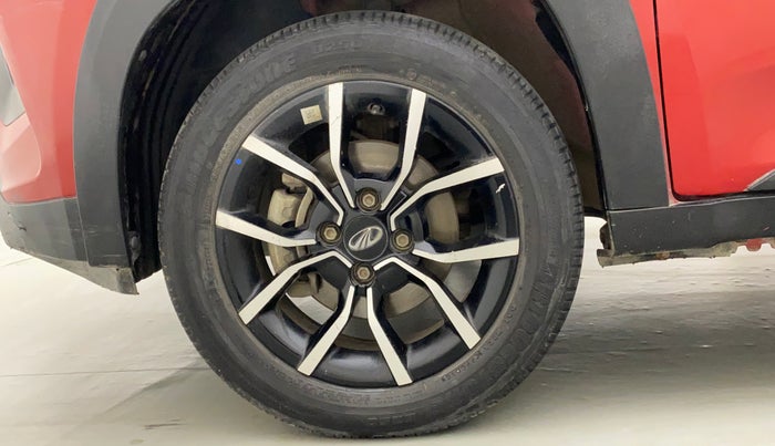 2018 Mahindra KUV 100 NXT K8 P 6 STR, Petrol, Manual, 33,091 km, Left Front Wheel