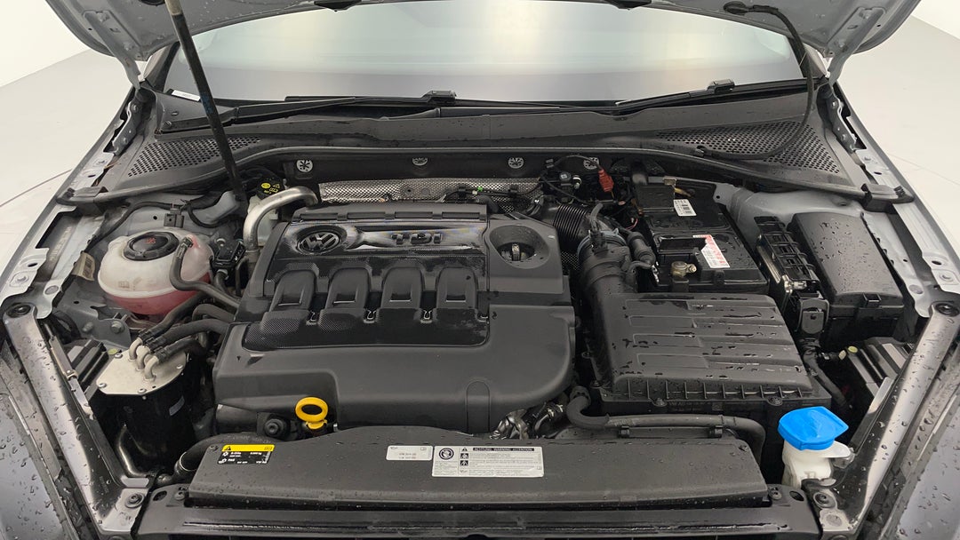 Open Bonnet (Engine)