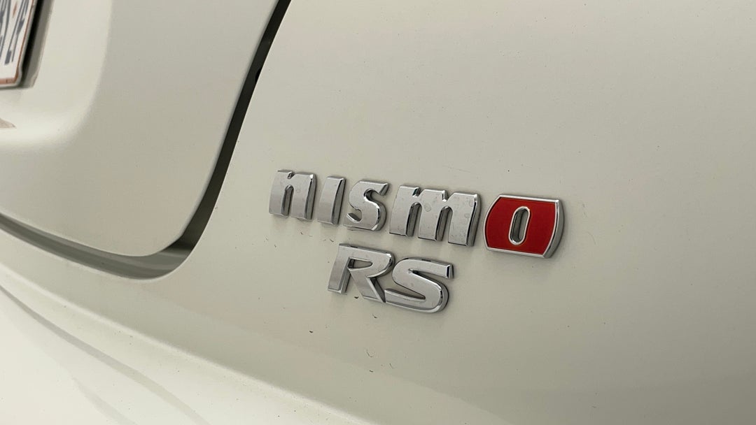 Badge (Boot Right Side)