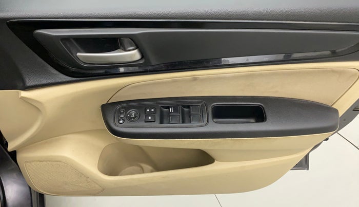2018 Honda Amaze 1.2L I-VTEC V, Petrol, Manual, 53,242 km, Driver Side Door Panels Control