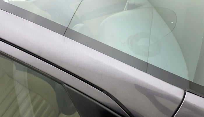 2018 Honda Amaze 1.2L I-VTEC V, Petrol, Manual, 53,242 km, Right A pillar - Paint is slightly faded