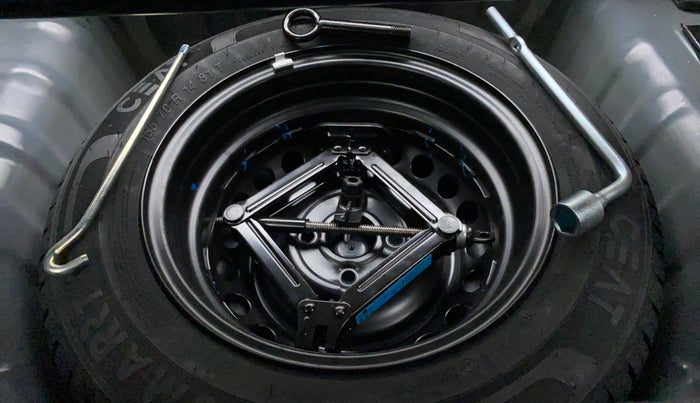 2022 Hyundai GRAND I10 NIOS SPORTZ CNG MT, CNG, Manual, 6,933 km, Spare Tyre