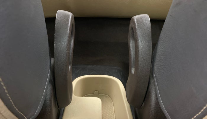 2010 Hyundai i10 MAGNA 1.2, Petrol, Manual, 67,263 km, Driver Side Adjustment Panel