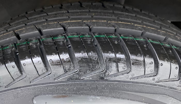 2017 Datsun Redi Go T (O), Petrol, Manual, 53,426 km, Left Rear Tyre Tread