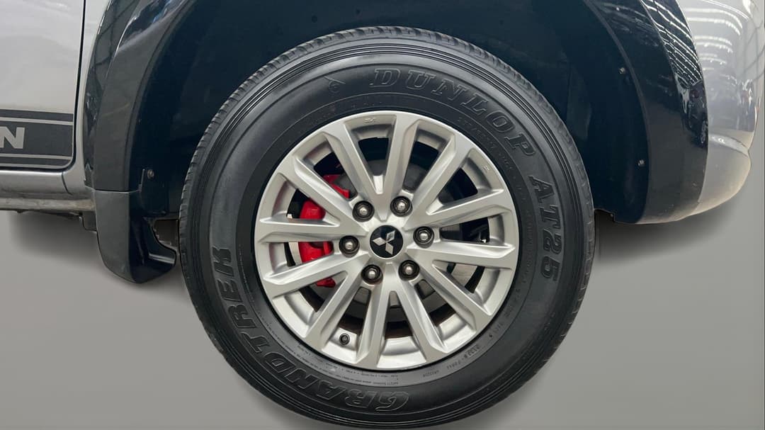 Right Front Wheel
