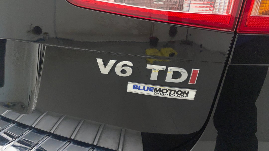 2016 Volkswagen Touareg V6 Tdi, Automatic, 81908 km, Badge (Boot Right Side)