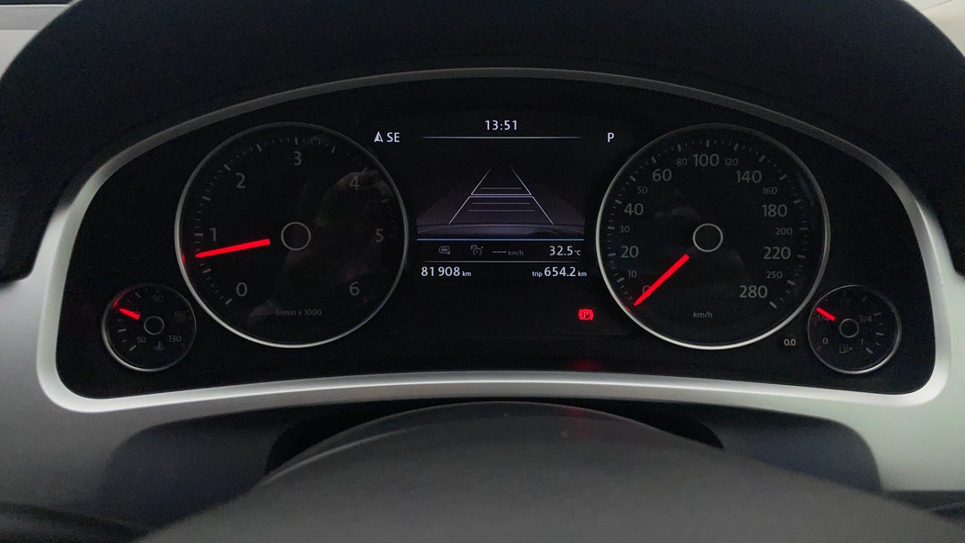2016 Volkswagen Touareg V6 Tdi, Automatic, 81908 km, Odometer View