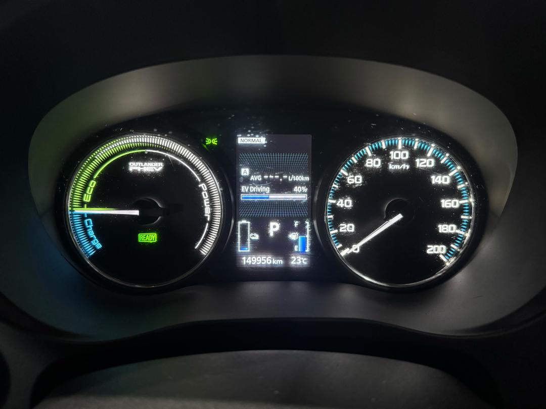 2017 Mitsubishi Outlander Exceed Phev, Automatic, 149956 km, Odometer View