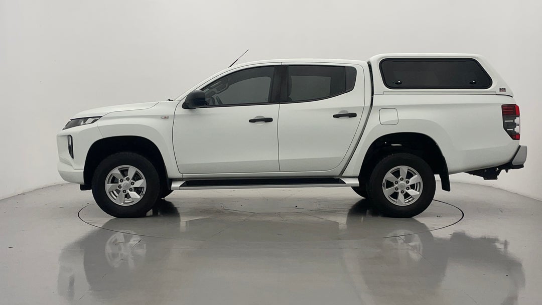 2019 Mitsubishi Triton Glx Plus (4x4), Automatic, 103089 km, Left Side View