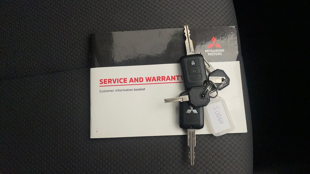 2019 Mitsubishi Triton Glx Plus (4x4), Automatic, 103089 km, Key Close-up