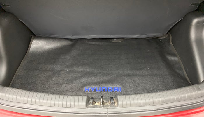 2018 Hyundai Grand i10 SPORTZ 1.2 KAPPA VTVT, Petrol, Manual, 43,312 km, Boot Inside