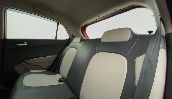 2018 Hyundai Grand i10 SPORTZ 1.2 KAPPA VTVT, Petrol, Manual, 43,312 km, Right Side Rear Door Cabin