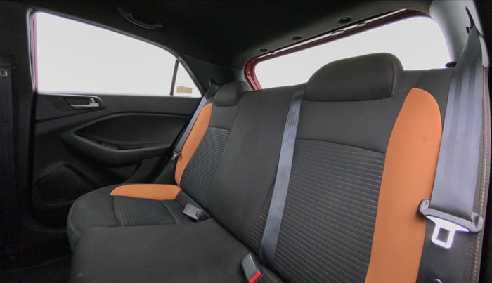 2016 Hyundai i20 Active 1.4 S, Diesel, Manual, 82,809 km, Right Side Rear Door Cabin