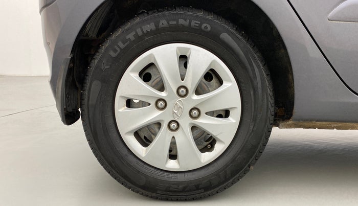 2012 Hyundai i10 SPORTZ 1.2 KAPPA2, Petrol, Manual, 69,981 km, Right Rear Wheel