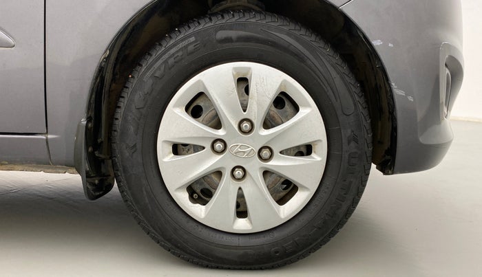 2012 Hyundai i10 SPORTZ 1.2 KAPPA2, Petrol, Manual, 69,981 km, Right Front Wheel