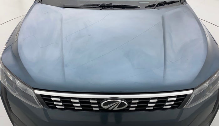 2020 Mahindra XUV300 W6 1.5 DIESEL, Diesel, Manual, 1,16,106 km, Bonnet (hood) - Minor scratches