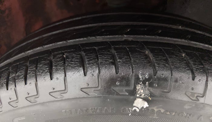 2017 Maruti IGNIS DELTA 1.2 K12, Petrol, Manual, 15,961 km, Right Front Tyre Tread