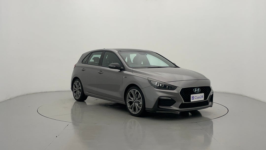 Right Front Diagonal (45- Degree) View