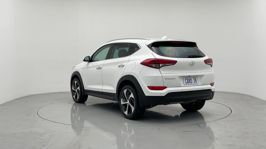 Left Back Diagonal (45- Degree) View