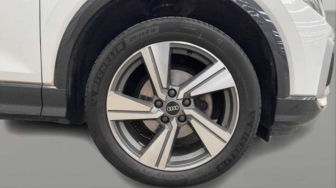 2021 Audi Q2 35 Tfsi, Automatic, 48174 km, Right Front Wheel