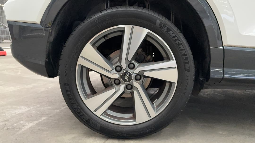 2021 Audi Q2 35 Tfsi, Automatic, 48174 km, Right Rear Wheel